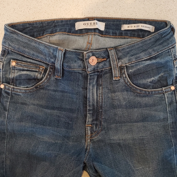 Mid Rise Skinny - Picture 3 of 4